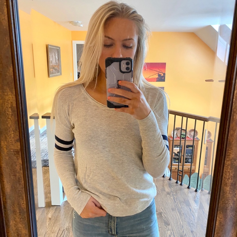 Comfy American Eagle Sweater